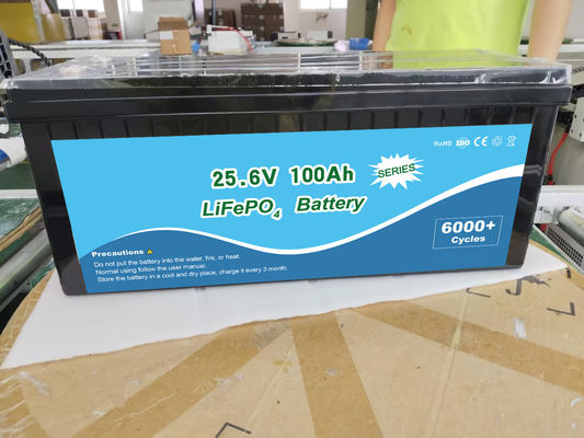 Buen precio Batería de plomo a ion de litio LiFePO4 de baja autodescarga 12,8 V 25,6 V en línea