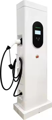 Bon prix 7kw 11kw 22kw Type1 Type2 GBT Station de recharge de véhicule électrique montée au sol 32A Avec double pistolet en ligne