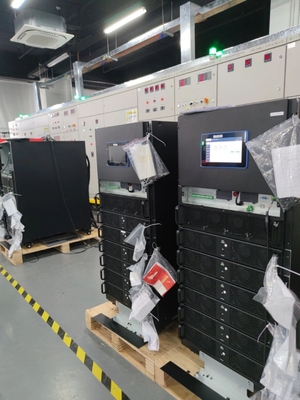 좋은 가격 20kVA~120kVA 모듈형 UPS 시스템 온라인 끊김 없는 전원 공급 온라인으로